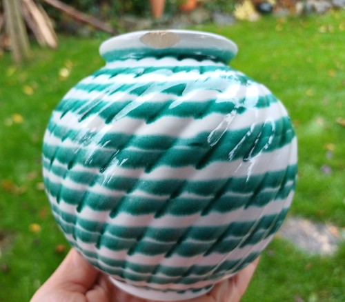Schön geformte vase - , bauch